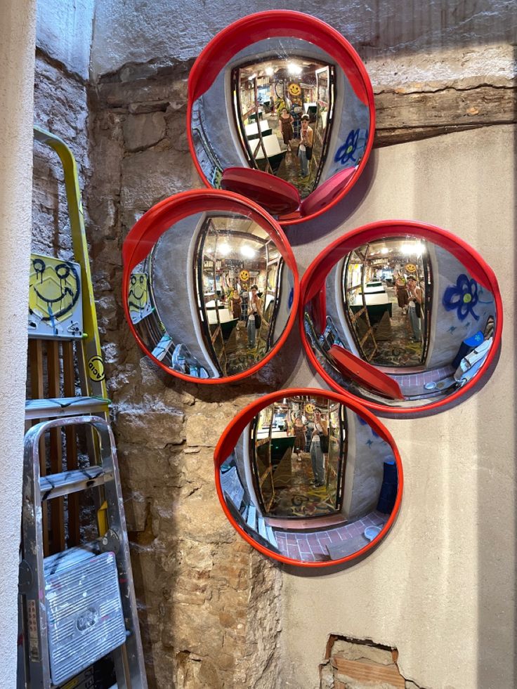 STASHED® WIDE-ANGLE SPHERICAL MIRROR — OUTDOOR